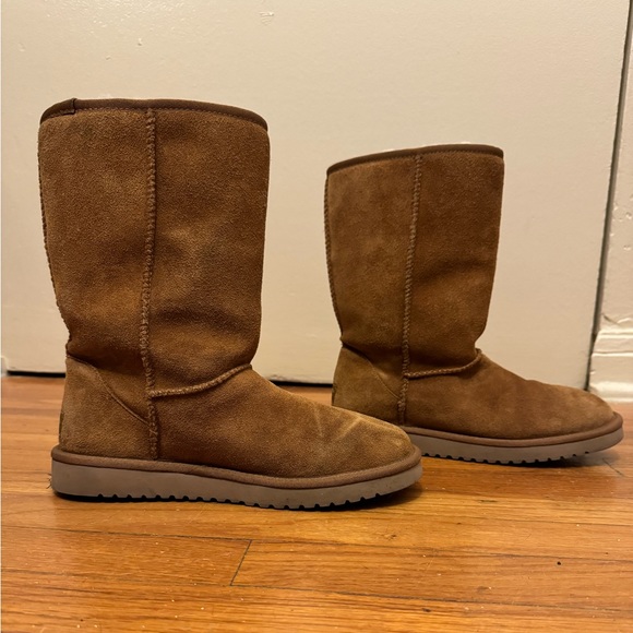 Kookaburra by Ugg Tall Classic Chestnut Brown Suede Boots - Picture 9 of 10